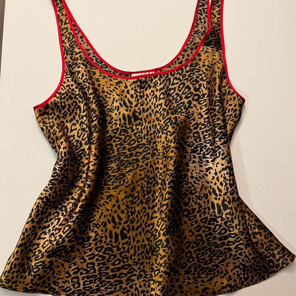 Leopard Print Silk Top w/ Red Trim ❤️🐆